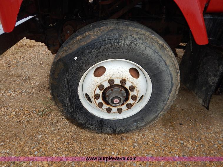 image for item L3533 2001 International F2554 dump truck