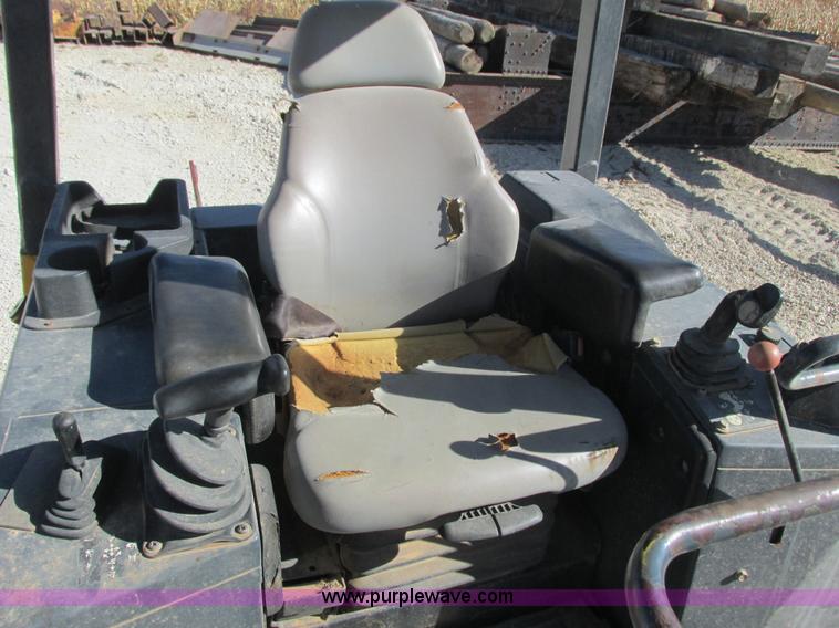 image for item L3871 2007 John Deere 650J LGP dozer