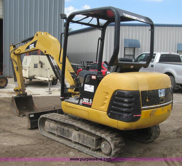 image for item L6341 2005 Caterpillar 302.5 mini excavator