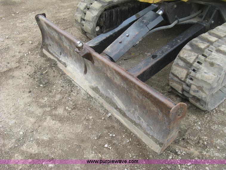 image for item L6341 2005 Caterpillar 302.5 mini excavator