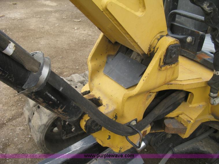 image for item L6341 2005 Caterpillar 302.5 mini excavator