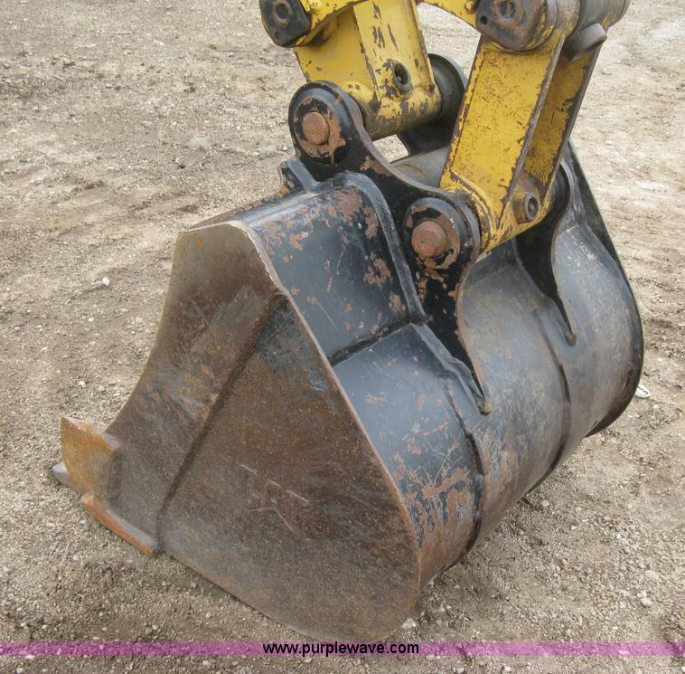 image for item L6341 2005 Caterpillar 302.5 mini excavator