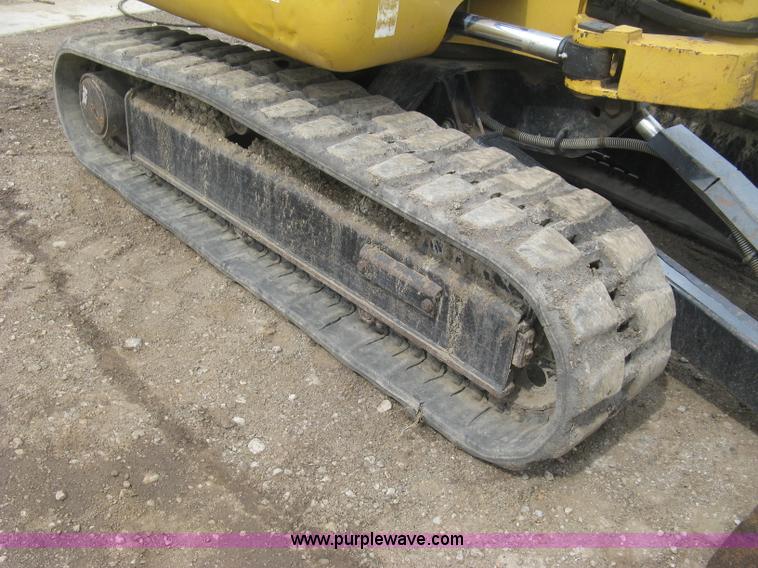 image for item L6341 2005 Caterpillar 302.5 mini excavator