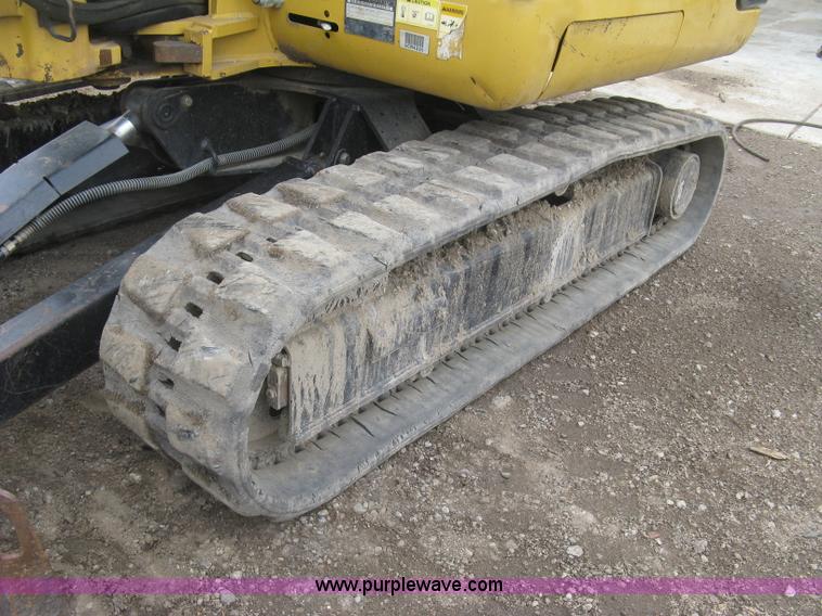 image for item L6341 2005 Caterpillar 302.5 mini excavator