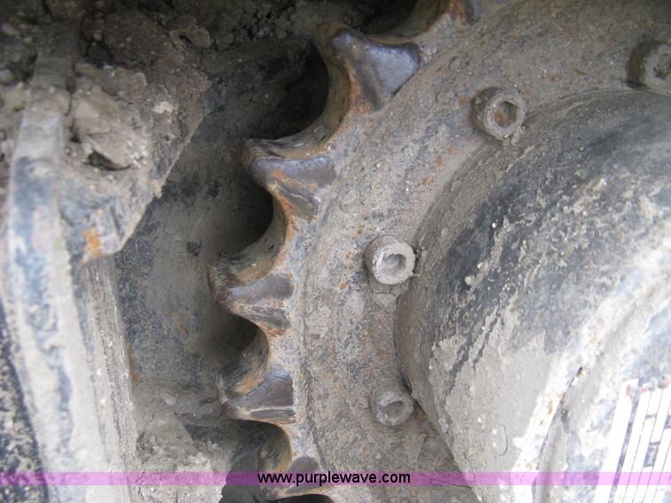 image for item L6341 2005 Caterpillar 302.5 mini excavator