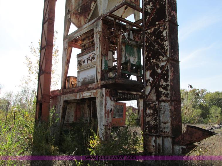 image for item R9461 Hethering Berner asphalt batch plant