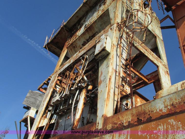 image for item R9461 Hethering Berner asphalt batch plant