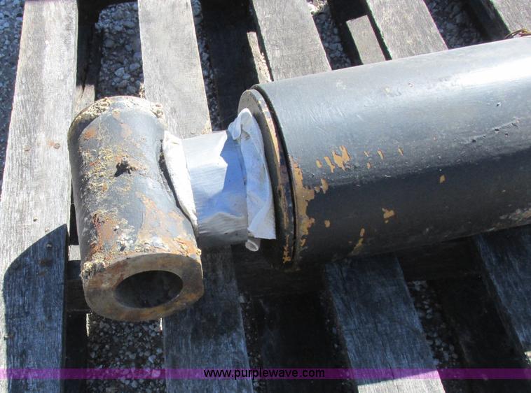 image for item Z9549 Anvil AM45 clamshell bucket