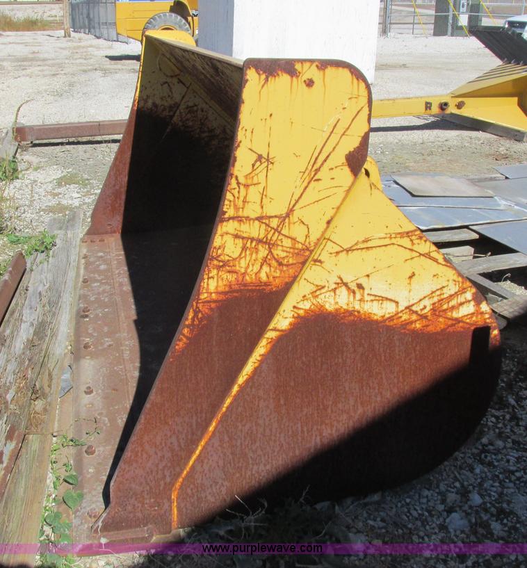 image for item Z9550 John Deere bucket