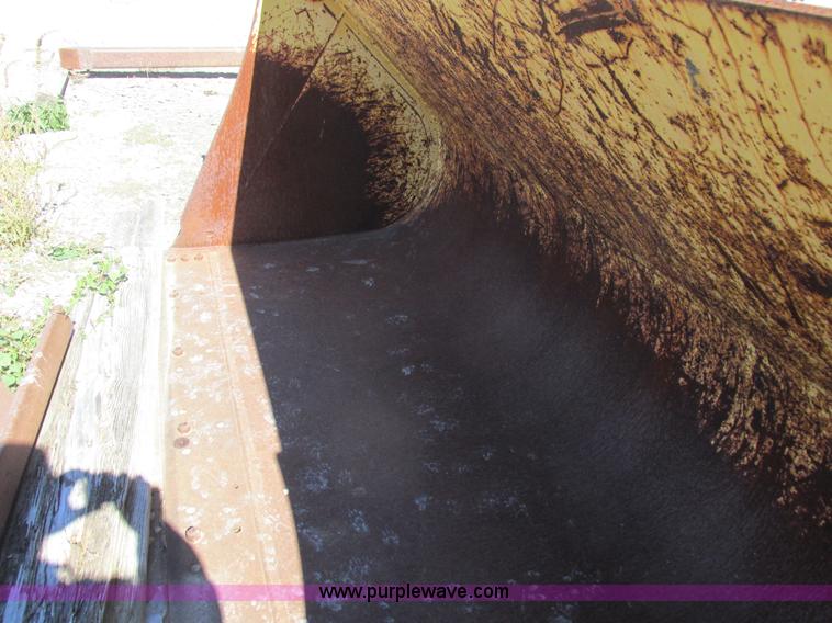 image for item Z9550 John Deere bucket