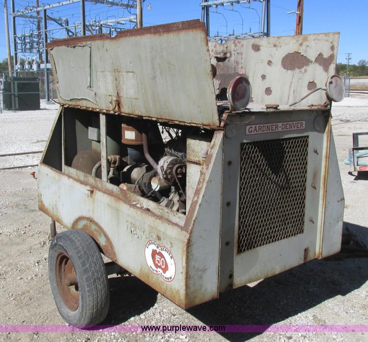 image for item Z9551 1972 Gardner Denver SPFGA air compressor