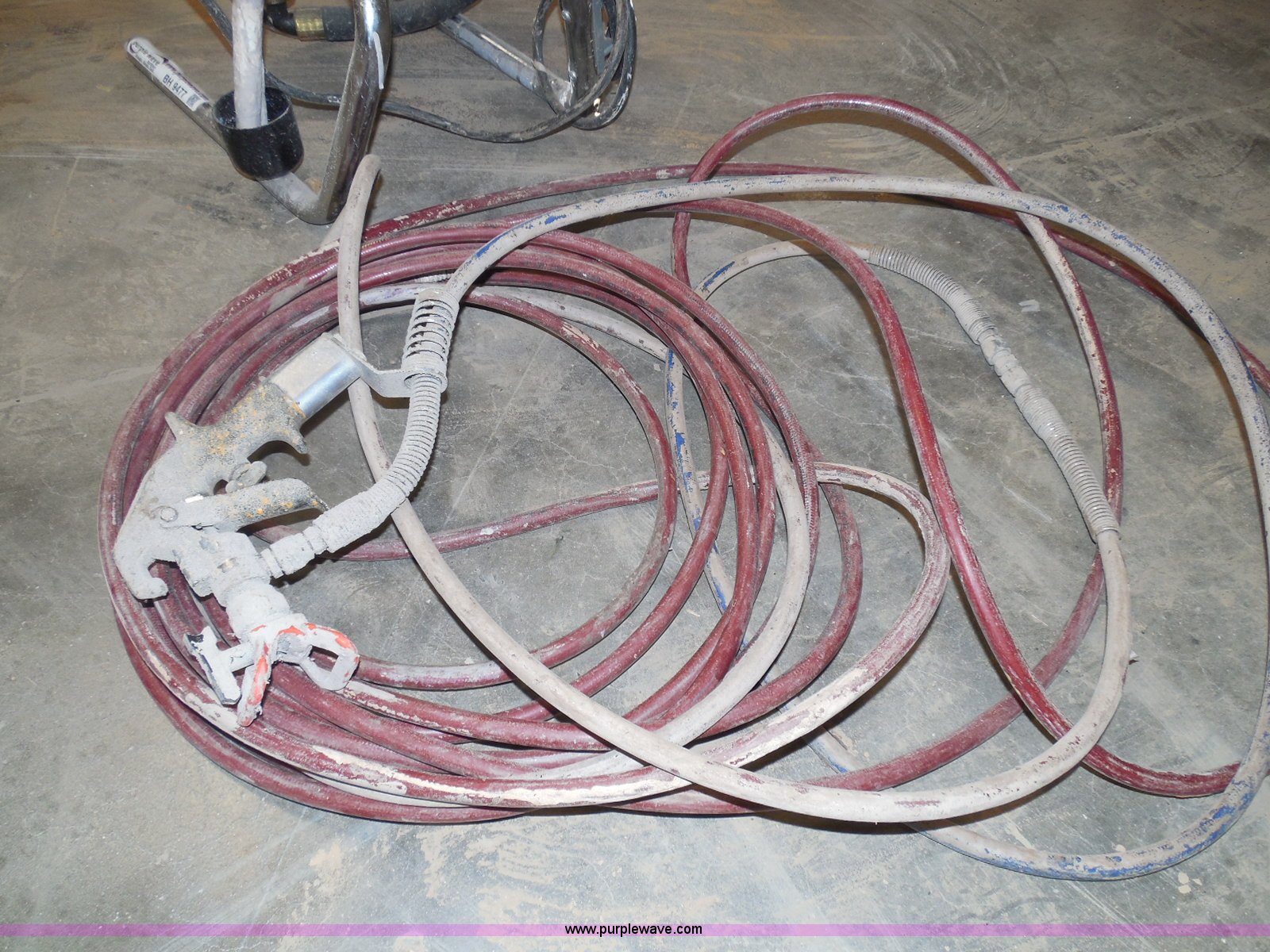 Titan Advantage 400 paint sprayer in Advance, MO Item BH9477 sold Purple Wave