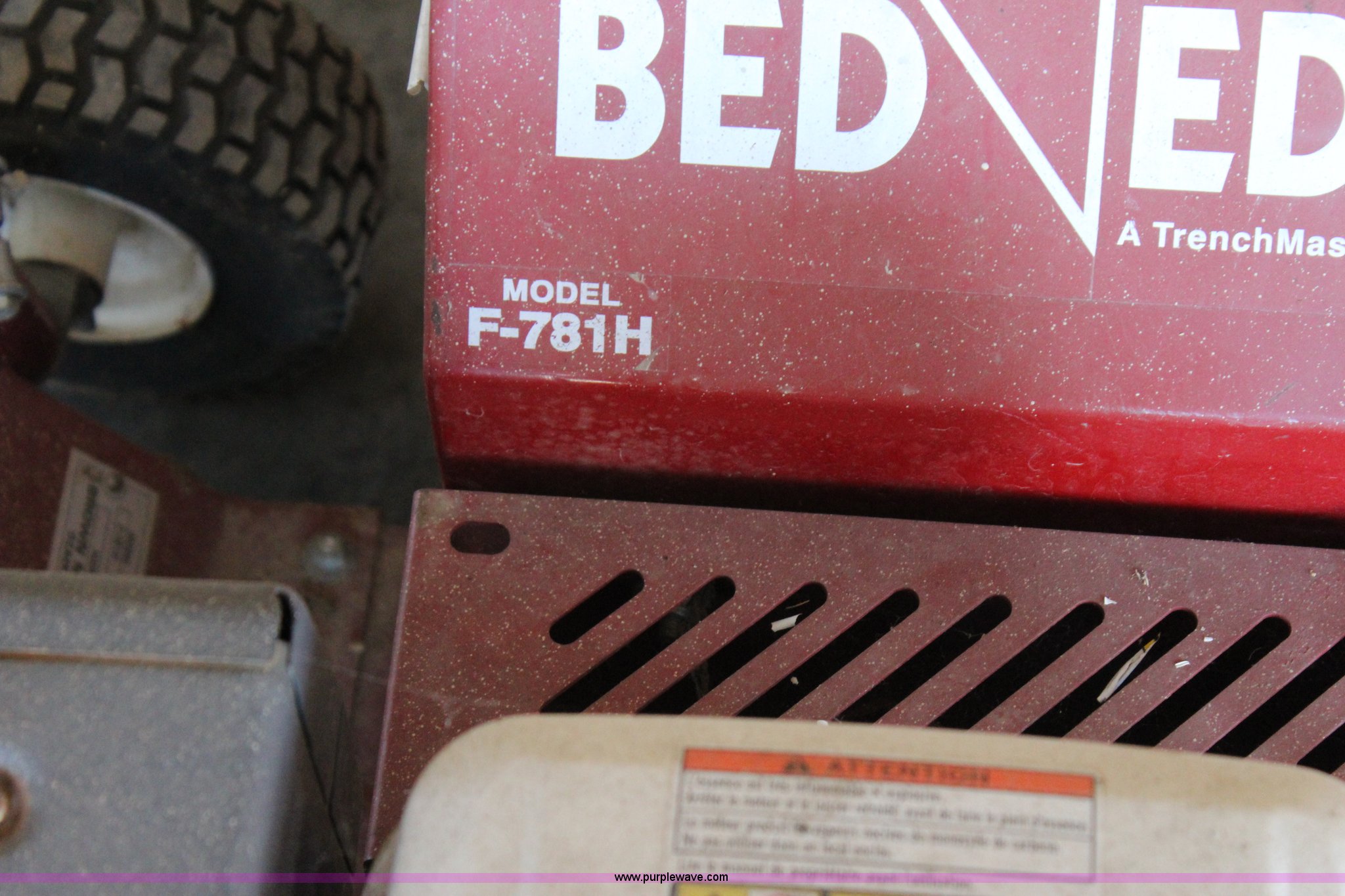 Brown F781H bed edger in Stilwell, OK Item J4309 sold Purple Wave