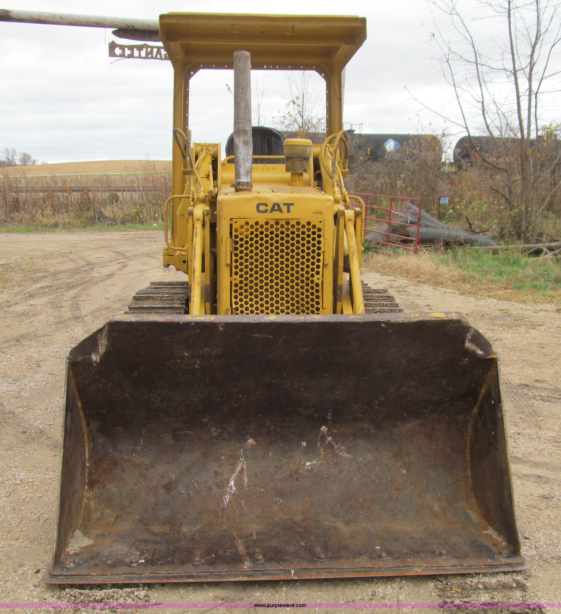 1979 Caterpillar 931 track loader in Cedar Rapids, IA Item L1809 sold