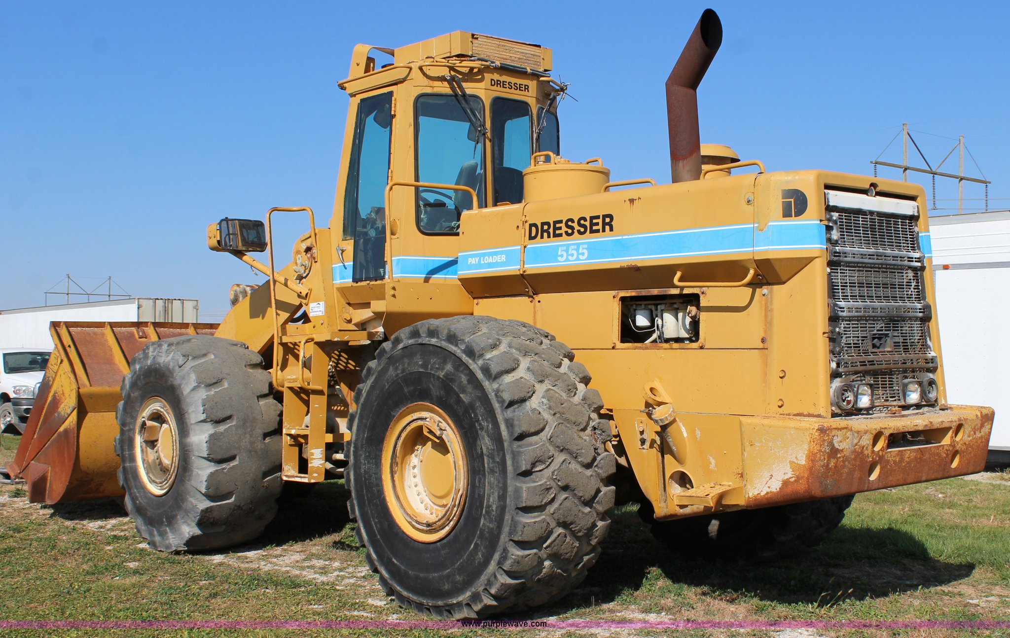 1992 Dresser 555 wheel loader in Spring Hill, KS Item L2438 sold
