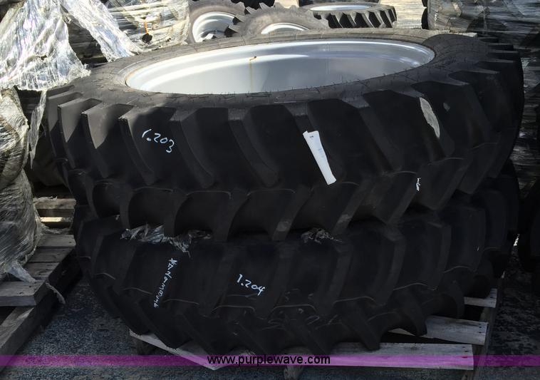 image for item D1833 (4) Michelin AGRIBIB R1W 420/80R46 row crop dual rear tires