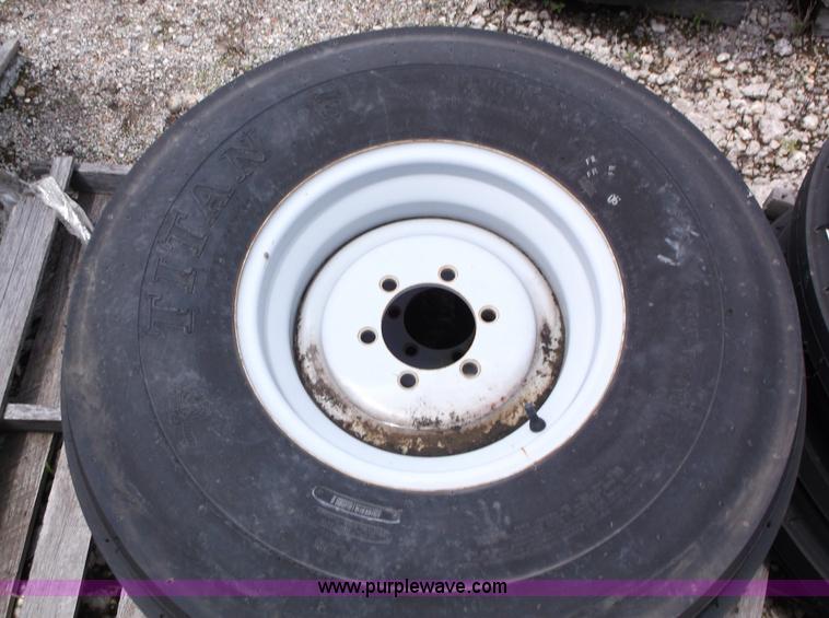 (4) Titan TruTrac TL 10.0016SL F2 triple rib utility front tires in