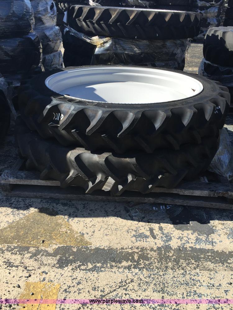 image for item E1011 Michelin 12.4R54 R1W row crop tire