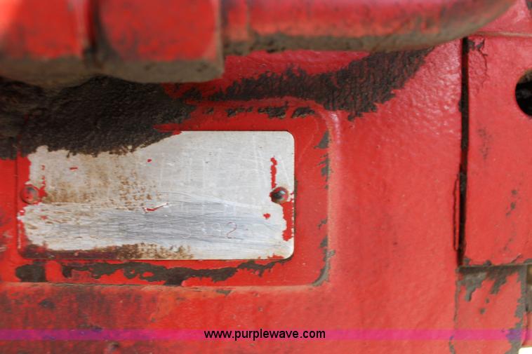 image for item BC9162 1977 International 986 tractor