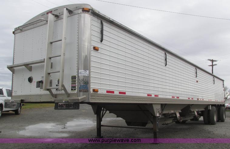 image for item H1025 2011 Timpte S5062 Super Hopper grain trailer