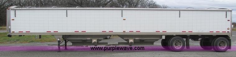 image for item H1025 2011 Timpte S5062 Super Hopper grain trailer