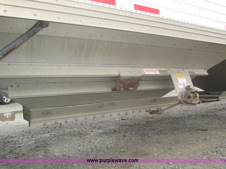 image for item H1025 2011 Timpte S5062 Super Hopper grain trailer