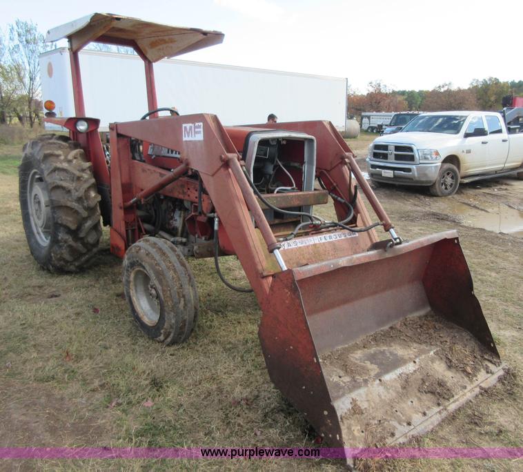 image for item I1854 Massey-Ferguson 265 tractor