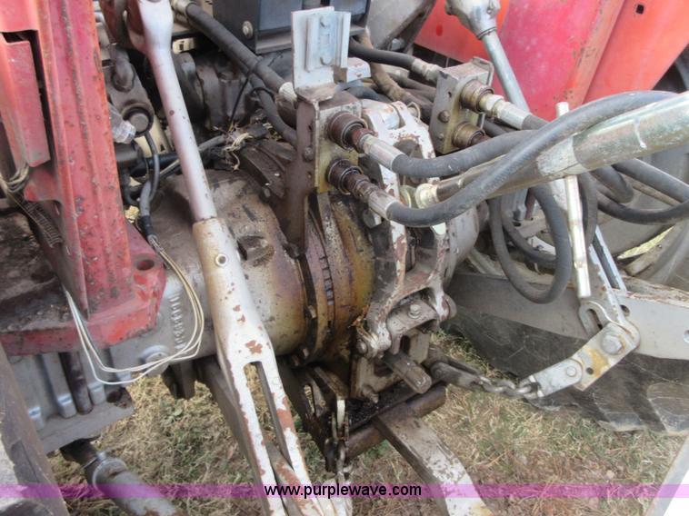image for item I1854 Massey-Ferguson 265 tractor