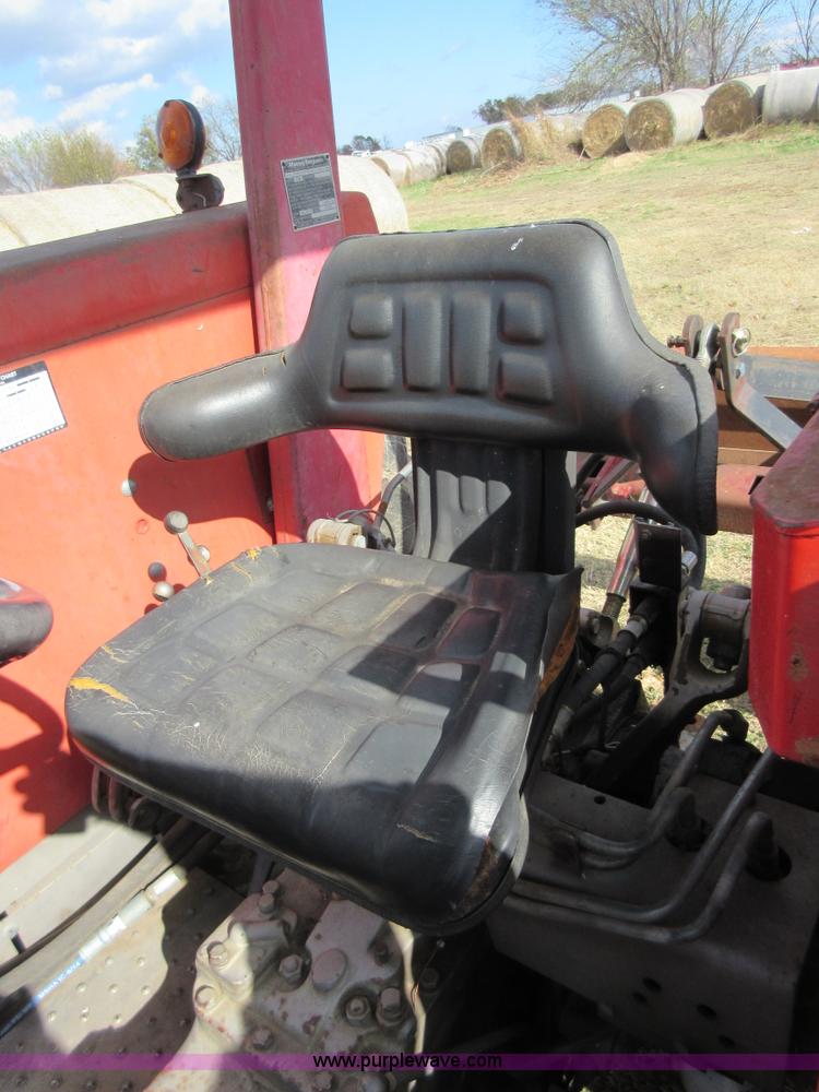 image for item I1854 Massey-Ferguson 265 tractor