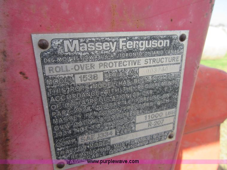 image for item I1854 Massey-Ferguson 265 tractor