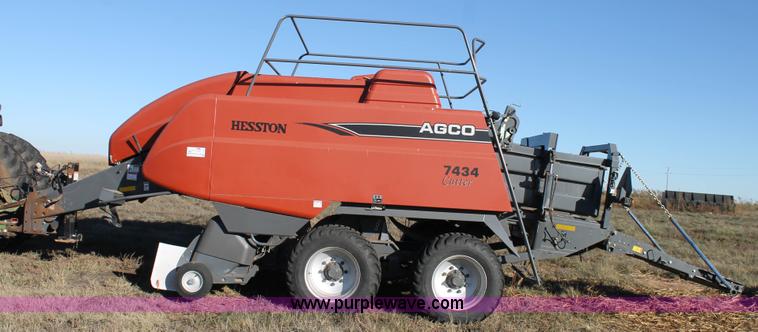 image for item J1386 2009 AGCO Hesston 7434 large square baler