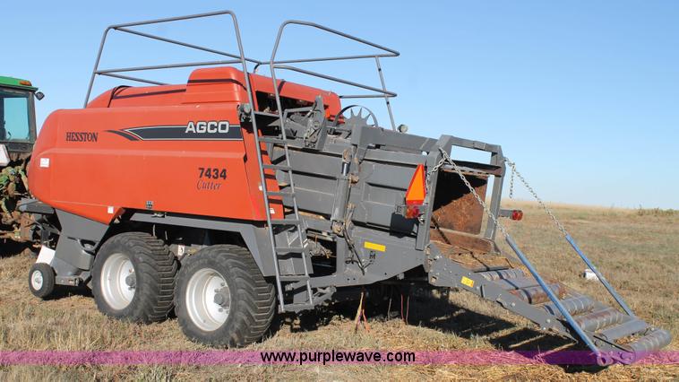 image for item J1386 2009 AGCO Hesston 7434 large square baler