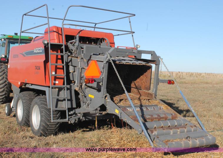image for item J1386 2009 AGCO Hesston 7434 large square baler