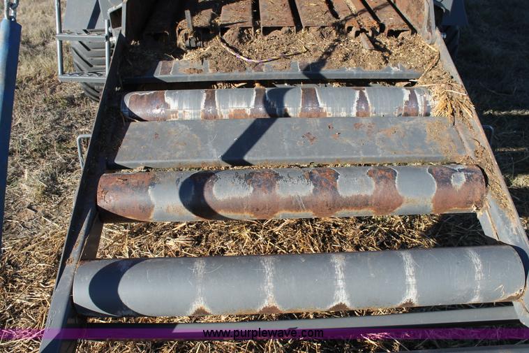 image for item J1386 2009 AGCO Hesston 7434 large square baler