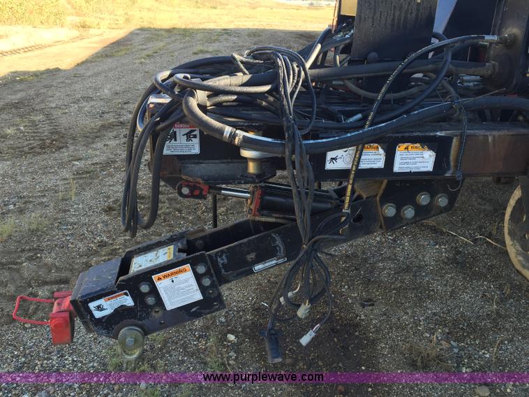 image for item J1736 2001 White 8524 planter