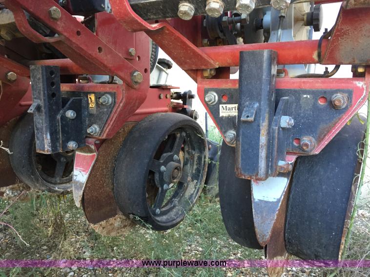 image for item J1736 2001 White 8524 planter