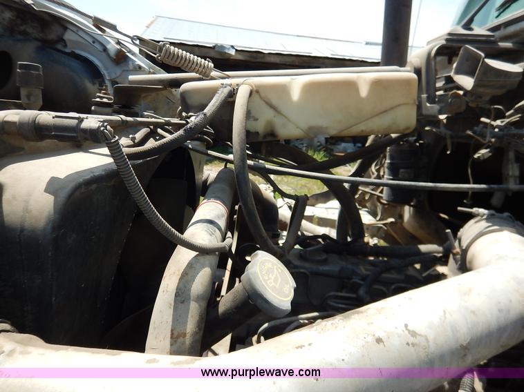 image for item J3767 1996 Ford LN8000F Roto Mix feed truck