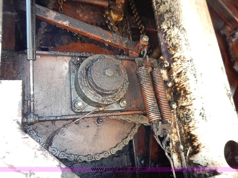 image for item J3767 1996 Ford LN8000F Roto Mix feed truck