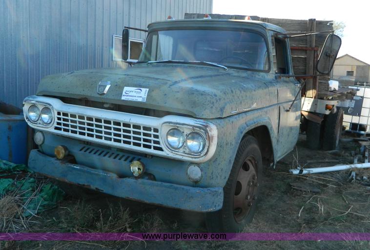 image for item J5242 1958 Ford flatbed truck