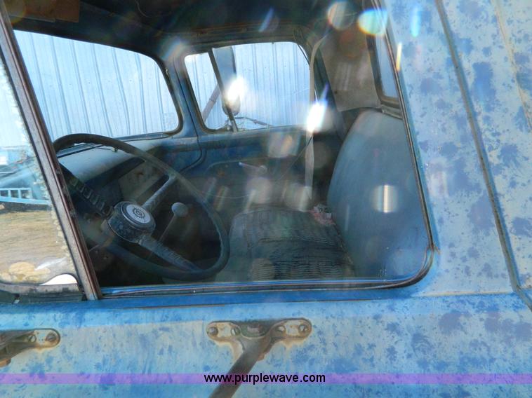 image for item J5242 1958 Ford flatbed truck