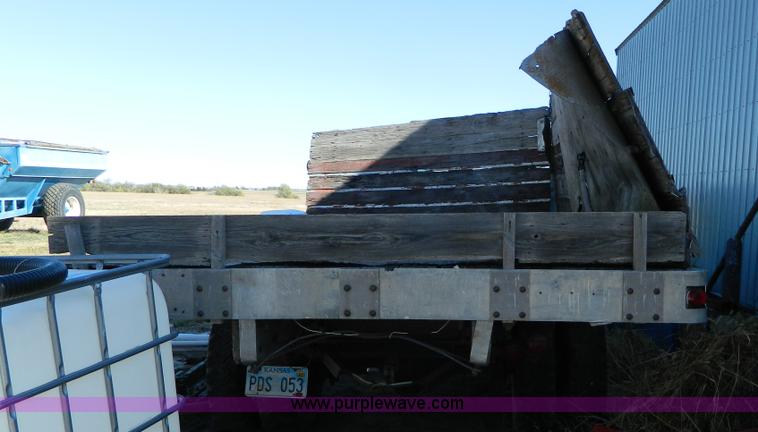 image for item J5242 1958 Ford flatbed truck