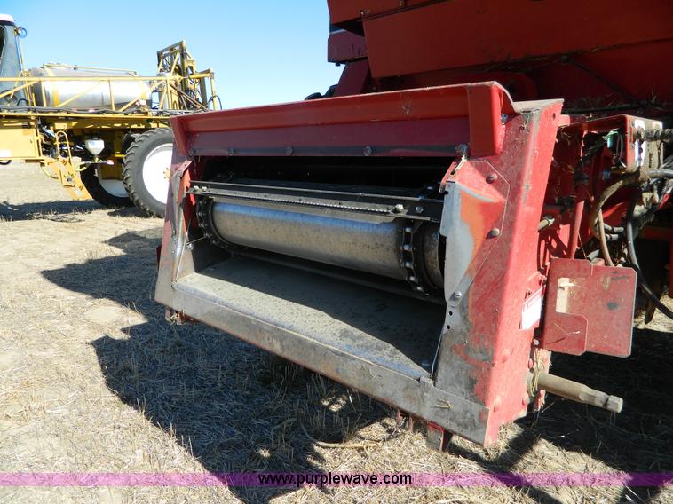 image for item J5245 1992 Case IH 1680 combine