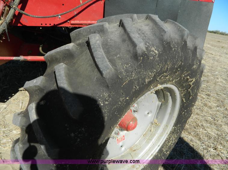 image for item J5245 1992 Case IH 1680 combine