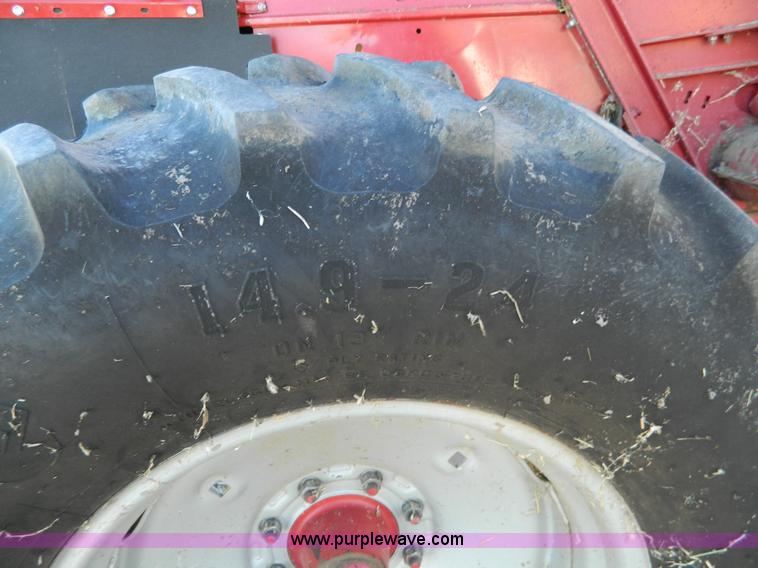 image for item J5245 1992 Case IH 1680 combine