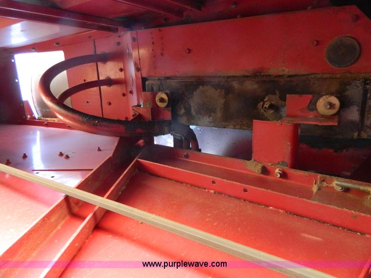 image for item J5245 1992 Case IH 1680 combine