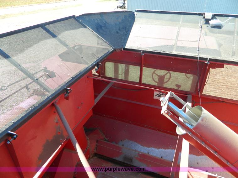 image for item J5245 1992 Case IH 1680 combine