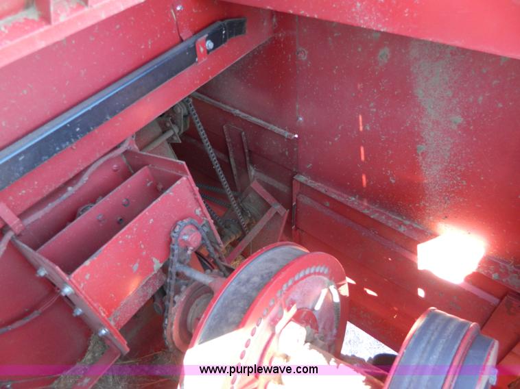 image for item J5245 1992 Case IH 1680 combine