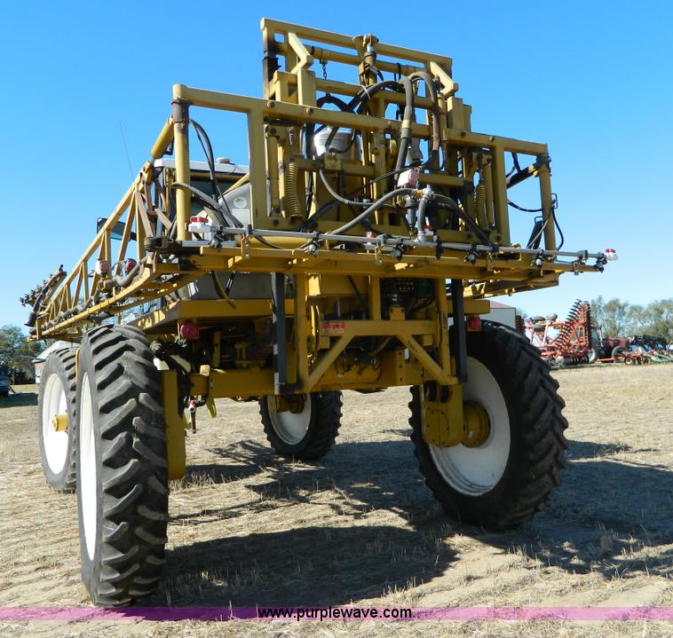image for item J5246 1995 Ag-Chem RoGator 854 self-propelled sprayer