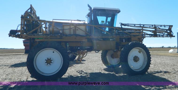 image for item J5246 1995 Ag-Chem RoGator 854 self-propelled sprayer