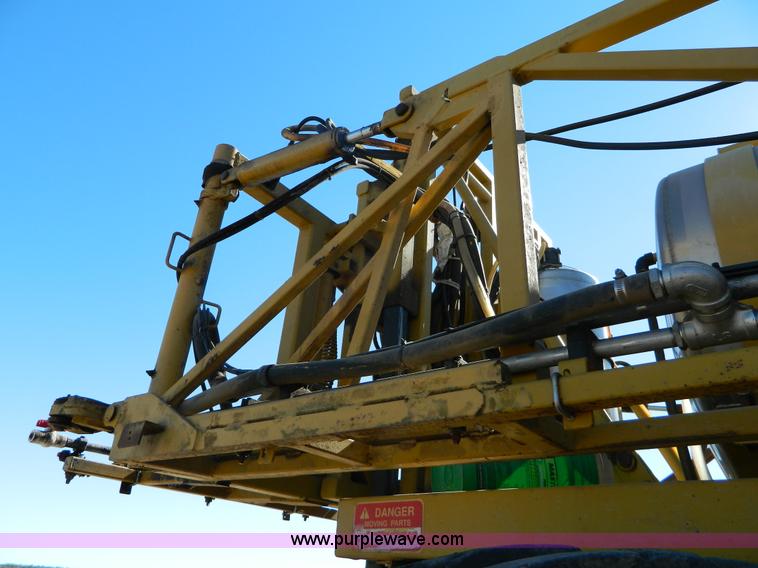 image for item J5246 1995 Ag-Chem RoGator 854 self-propelled sprayer